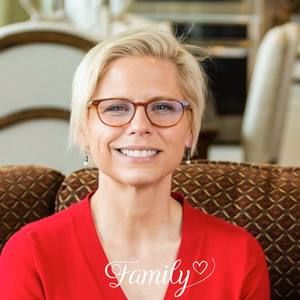 Meet your Posher, Julia